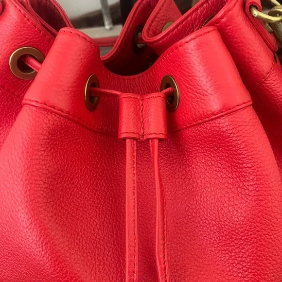 Boden Cherry Red Bucket Tassel Bag - Picture 4 of 11